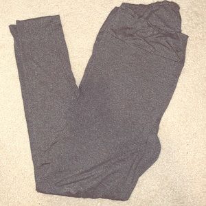 LulaRoe TC leggings.